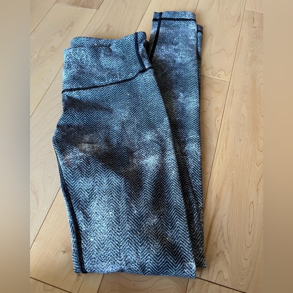 Lululemon Wunder Under Pant III Diffusion White Black size 6 - Picture 12 of 13